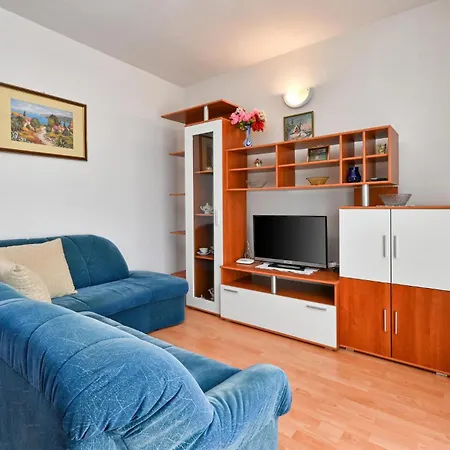 Lejlighed Front In Pag With Wifi *